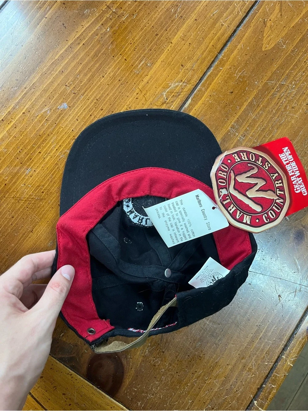Vintage 90s Marlboro Country Store Black Strapback Hat NWT Deadstock